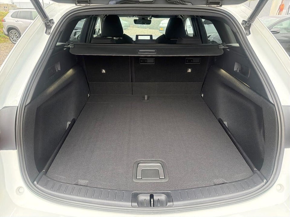 Toyota Corolla 1,8 Hybrid Active Smart Touring Sports MDS 5d