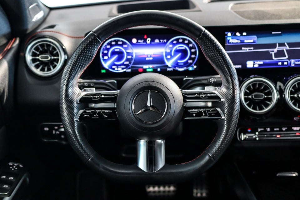 Mercedes EQB300 AMG Premium 4Matic 5d
