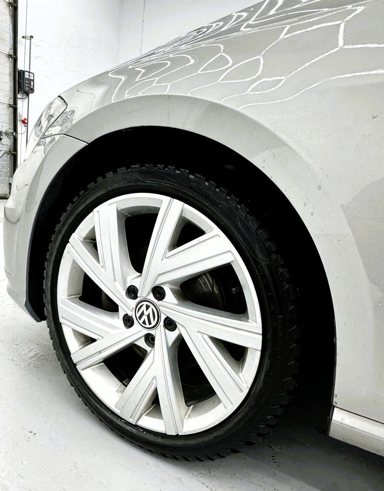 VW Golf VII 1,5 TSi 130 Comfortline DSG 5d