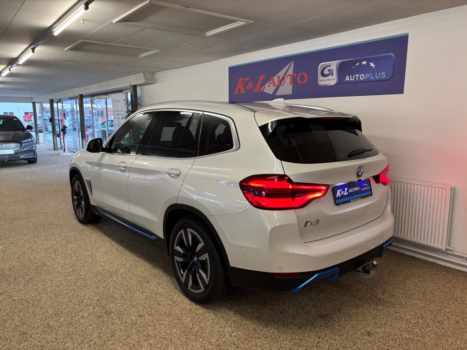 BMW iX3 Charged 5d
