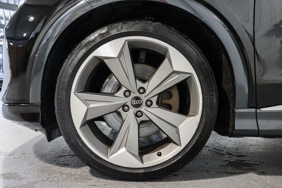 Audi Q4 e-tron 40 S-line Sportback 5d