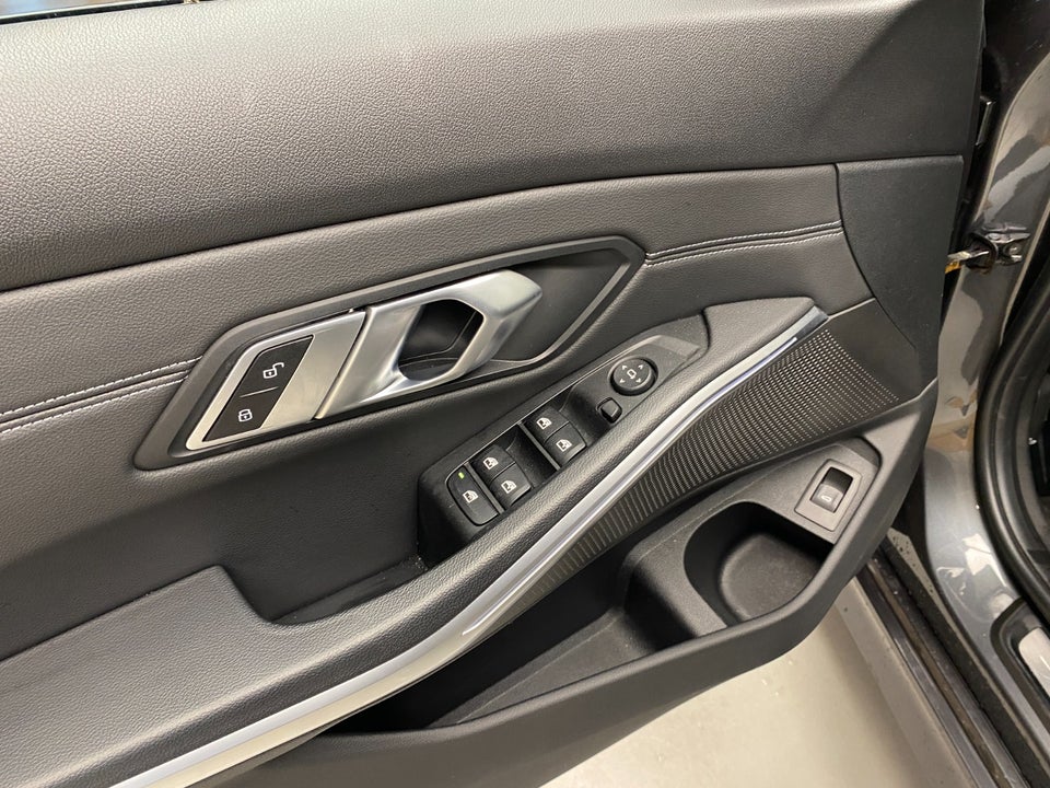 BMW 320d 2,0 Touring Sport Line aut. 5d