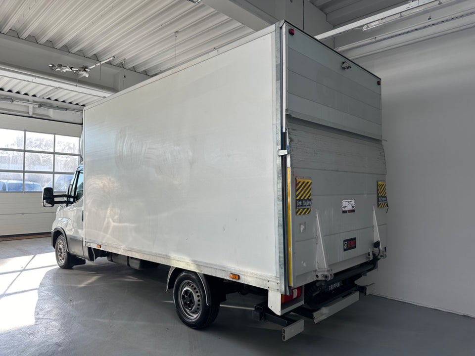 Iveco Daily 2,3 35S16 Alukasse m/lift AG8 2d