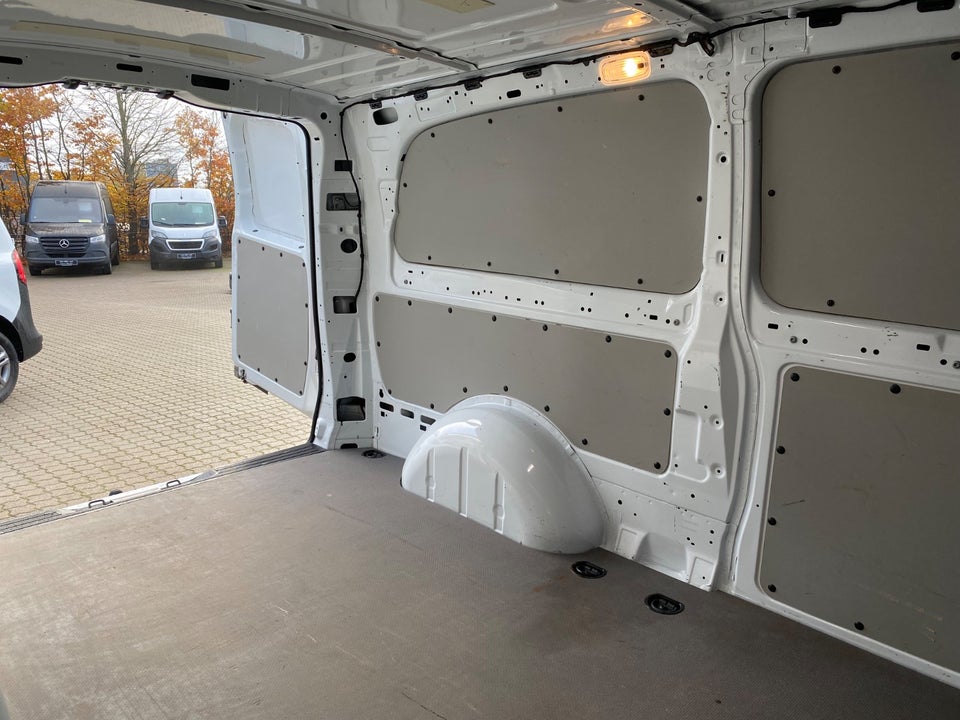 Mercedes Vito 114 2,0 CDi Complete aut. XL RWD