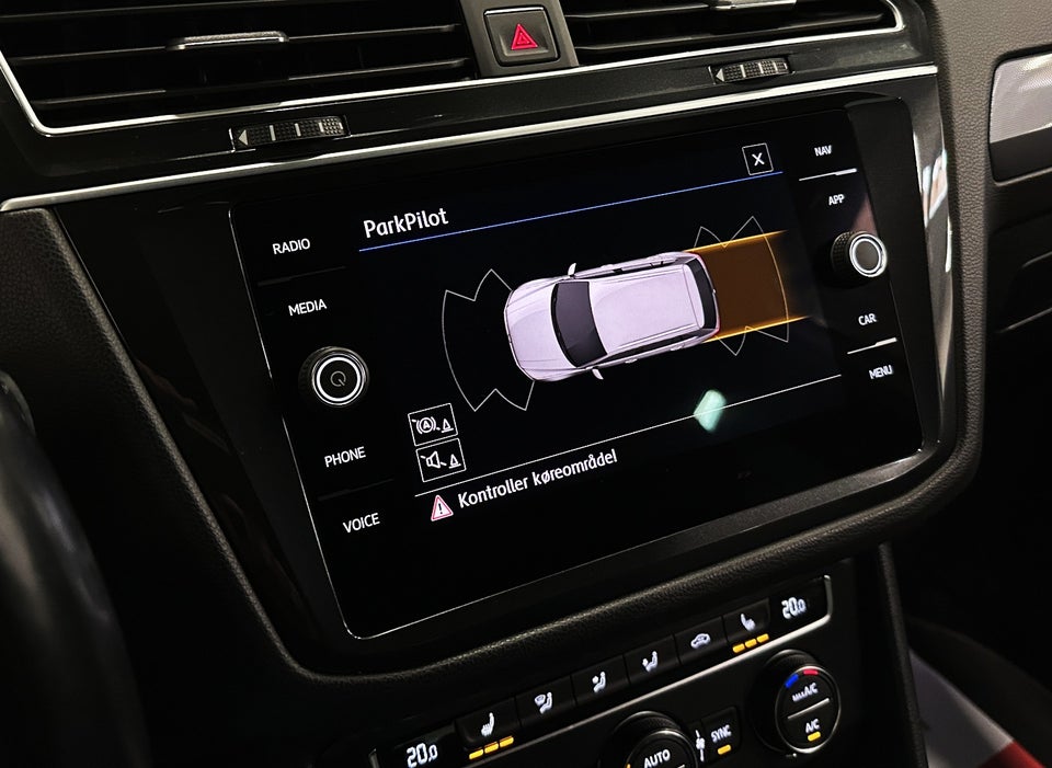 VW Tiguan 1,4 TSi 150 R-line DSG 4Motion 5d