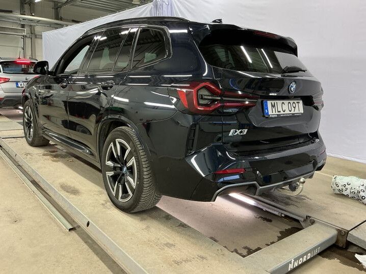 BMW iX3 Charged M-Sport 5d