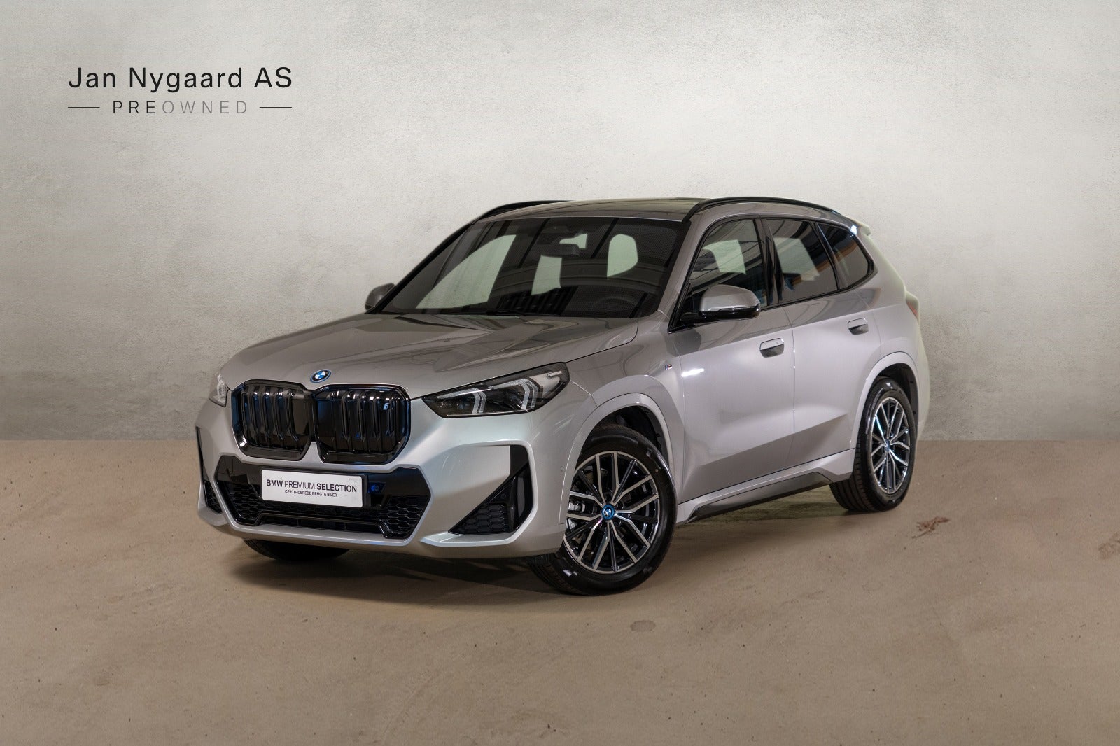 BMW iX1 xDrive30 M-Sport 5d