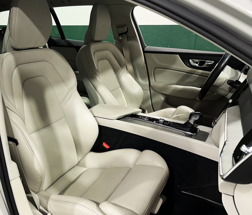 Volvo V60 2,0 D4 190 Inscription aut. 5d