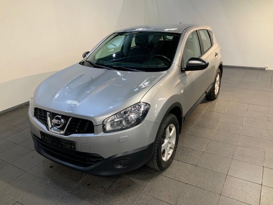 Nissan Qashqai 1,6 Visia 5d