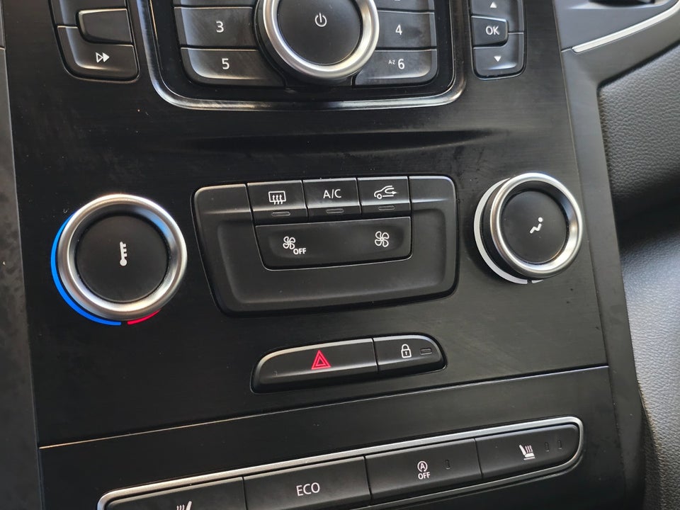 Renault Megane IV 1,2 TCe 100 Life 5d