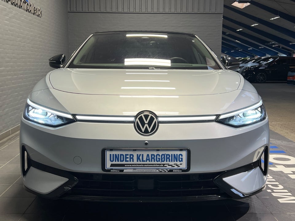 VW ID.7 77 Pro Business Premium 5d