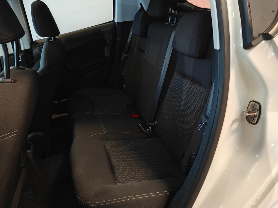 Peugeot 208 1,6 BlueHDi 100 Envy Sky 5d