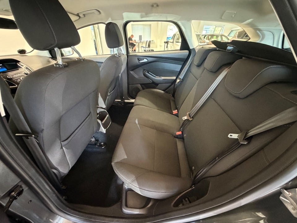 Ford Focus 1,0 SCTi 100 Trend stc. 5d