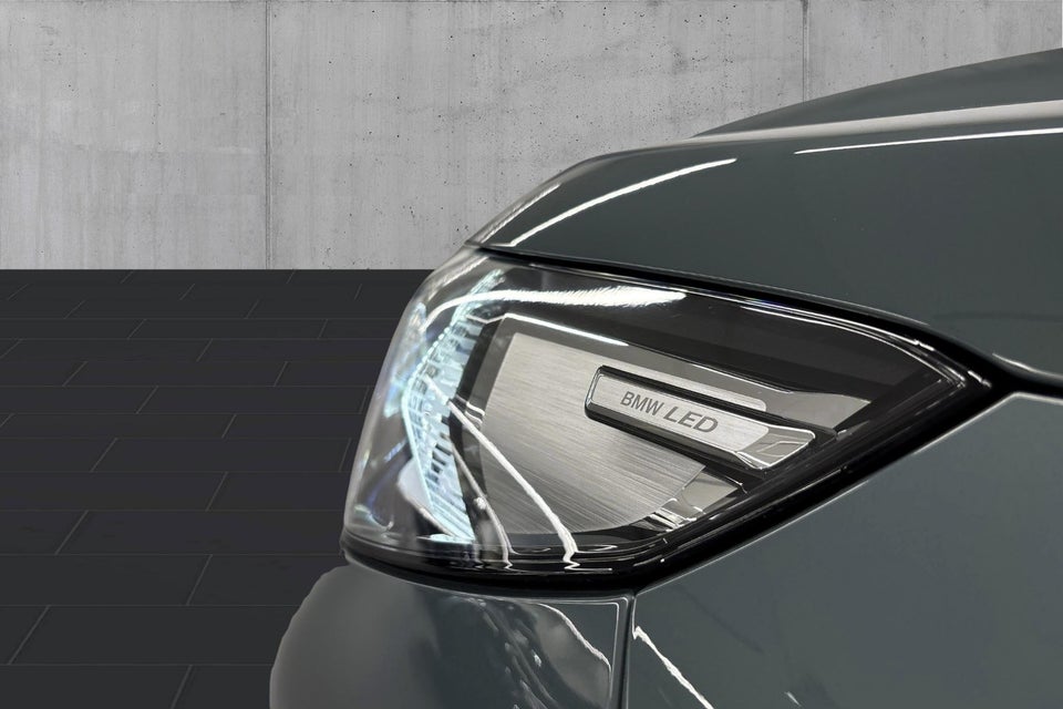 BMW iX1 xDrive30 M-Sport 5d