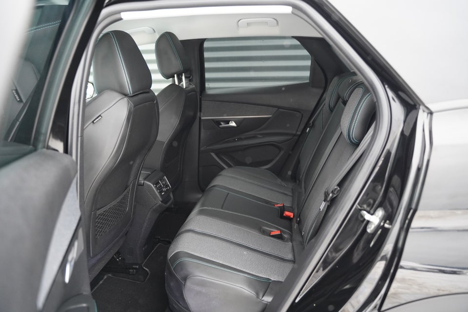 Peugeot 3008 1,6 Hybrid Allure Pack EAT8 5d