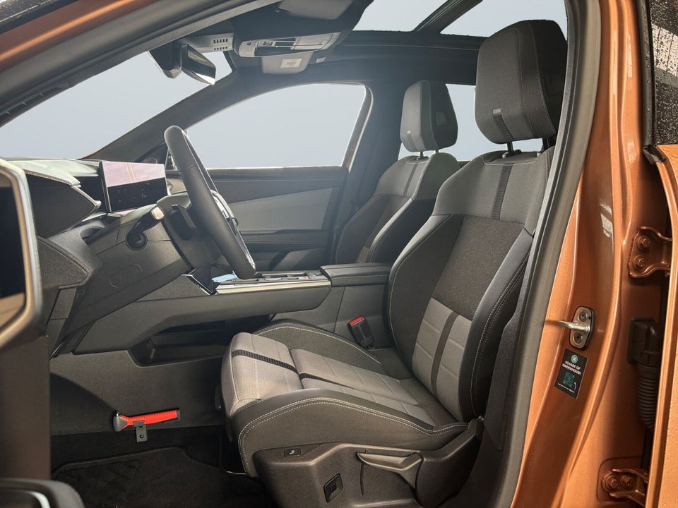 Opel Grandland-e 73 GS Sky 5d