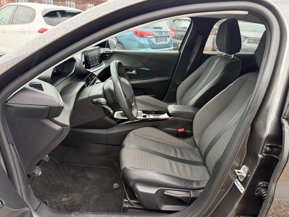 Peugeot 208 1,2 PureTech 100 Allure Pack 5d