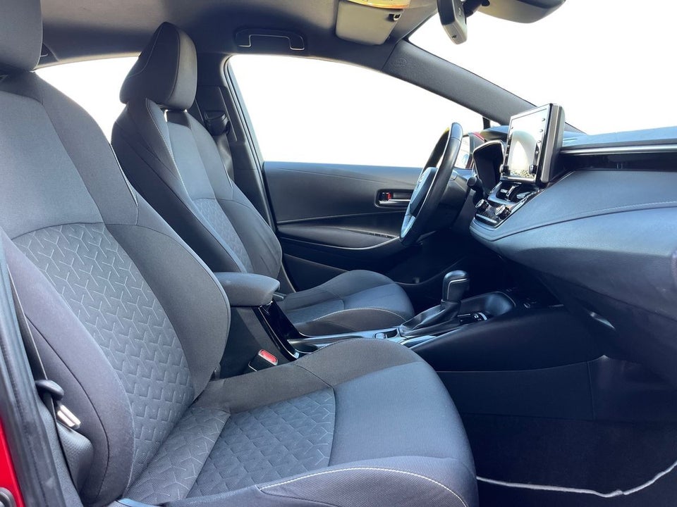 Toyota Corolla 1,8 Hybrid H3 Smart MDS 5d