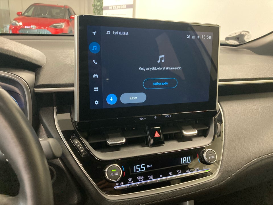 Toyota Corolla Cross 2,0 Hybrid Style Comfort CVT Van 5d