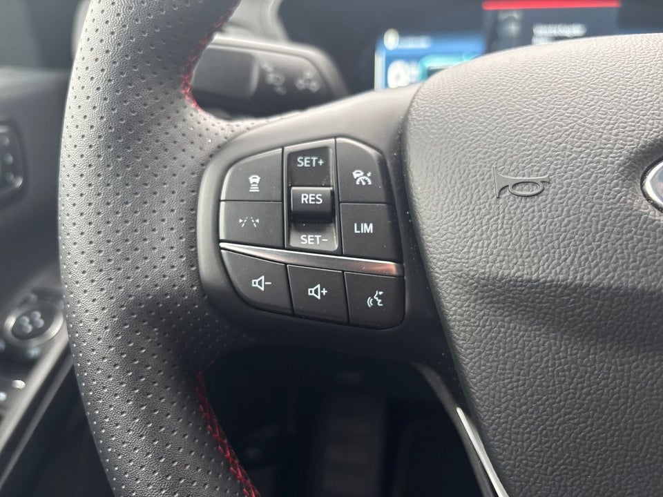 Ford Kuga 2,5 PHEV ST-Line X CVT 5d