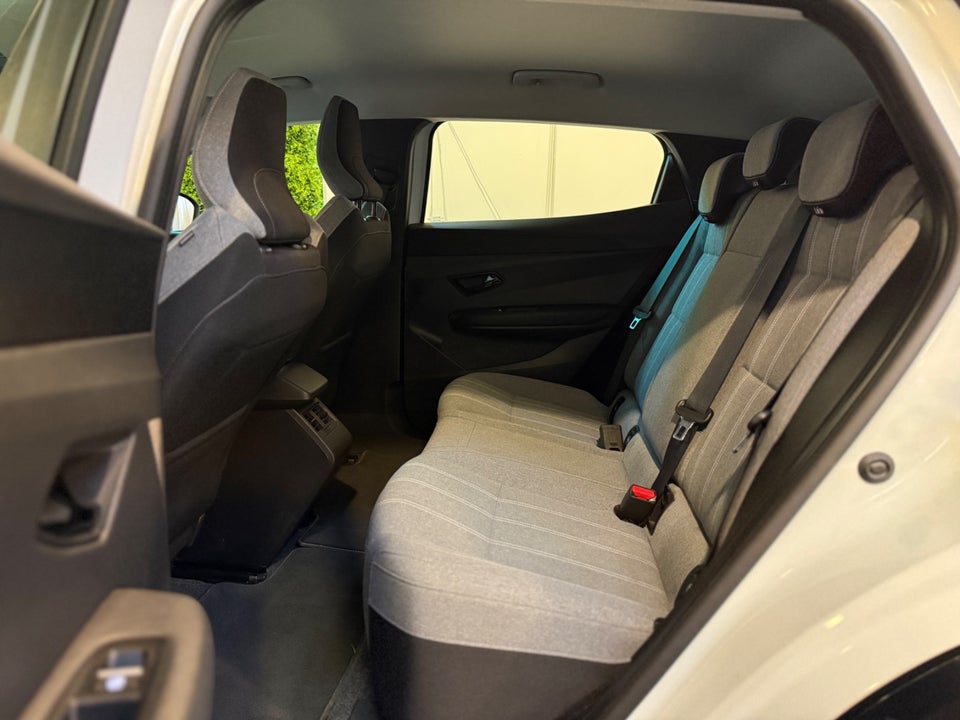 Renault Megane E-Tech 40 Equilibre 5d