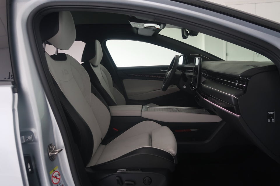 VW ID.7 86 Style S Tourer 5d