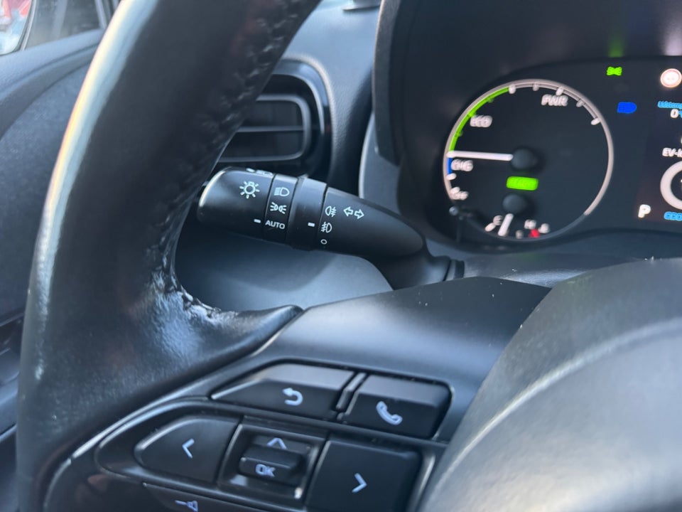 Toyota Yaris 1,5 Hybrid H2 e-CVT 5d