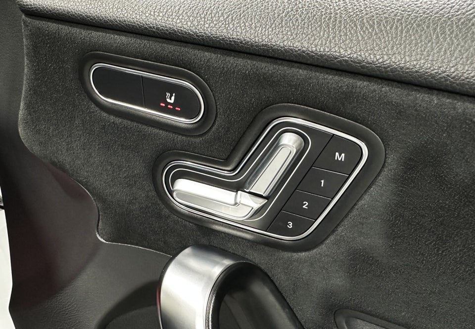 Mercedes A220 d 2,0 AMG Line aut. 5d