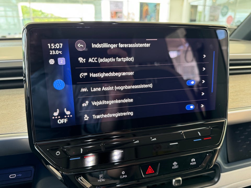 VW ID.Buzz 77 Pro SWB 5d