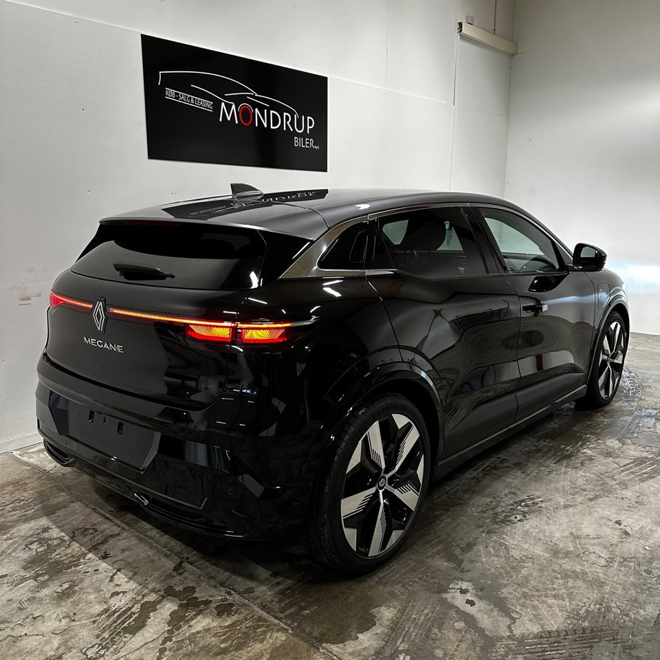 Renault Megane E-Tech 60 Techno 5d