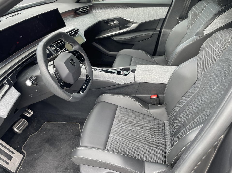 Peugeot e-5008 77 GT 7prs 5d