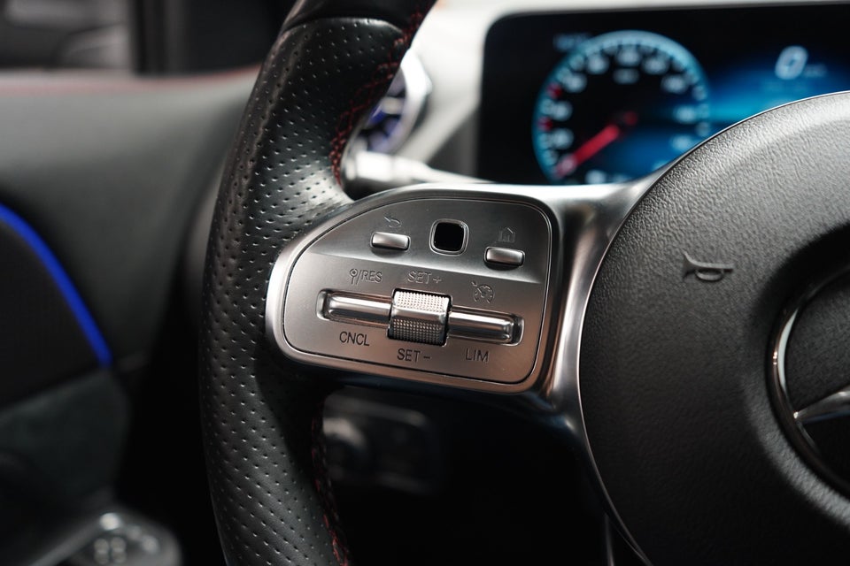 Mercedes EQA250 AMG Line 5d