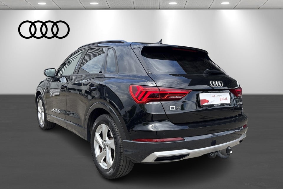 Audi Q3 35 TFSi Advanced Prestige S-tr. 5d