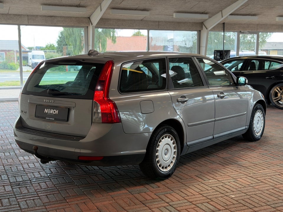 Volvo V50 1,6  5d