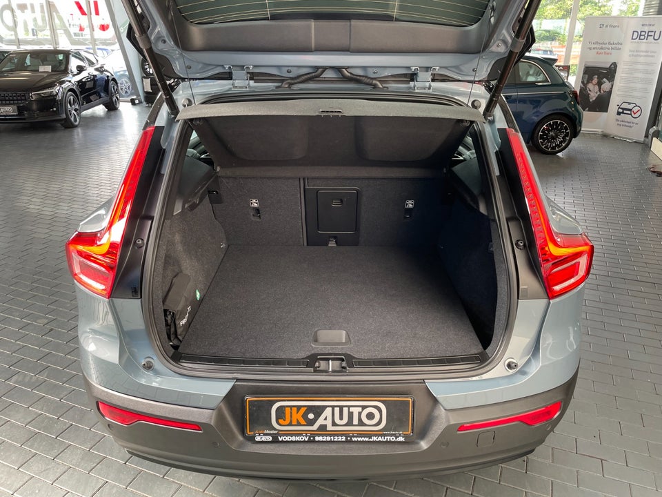 Volvo XC40 P8 ReCharge Plus 5d