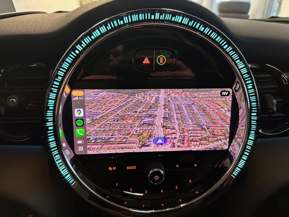 MINI Cooper SE Maximise 3d