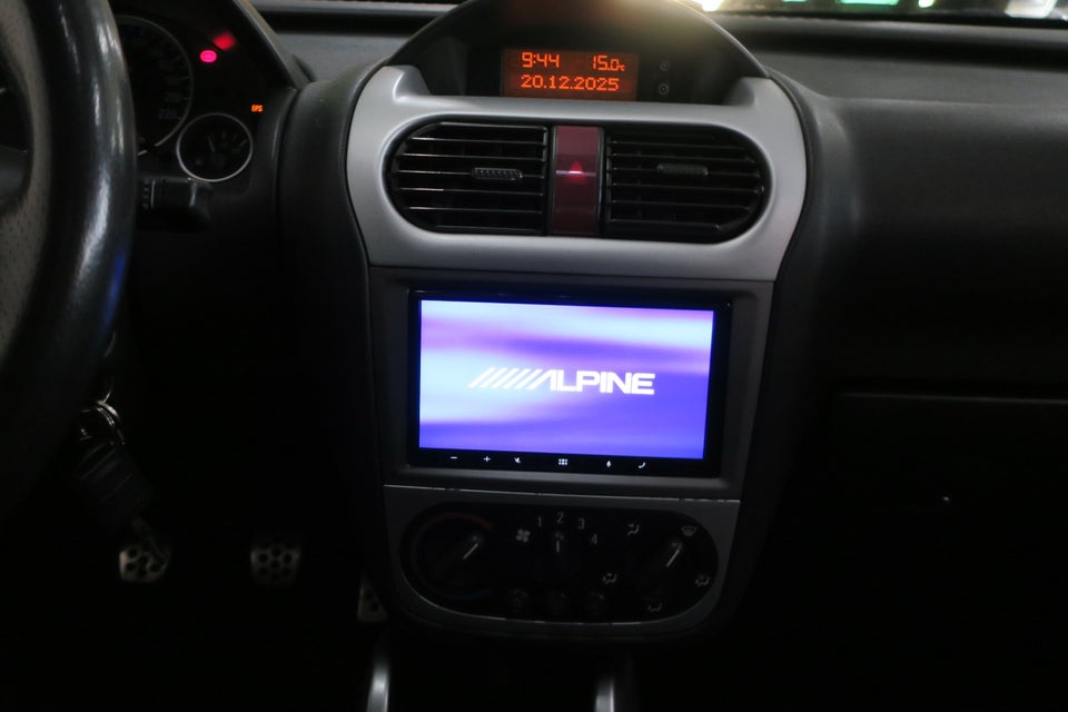 Opel Tigra 1,8 Sport 2d