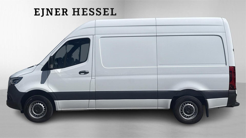Mercedes Sprinter 317 2,0 CDi A2 Kassevogn aut. RWD