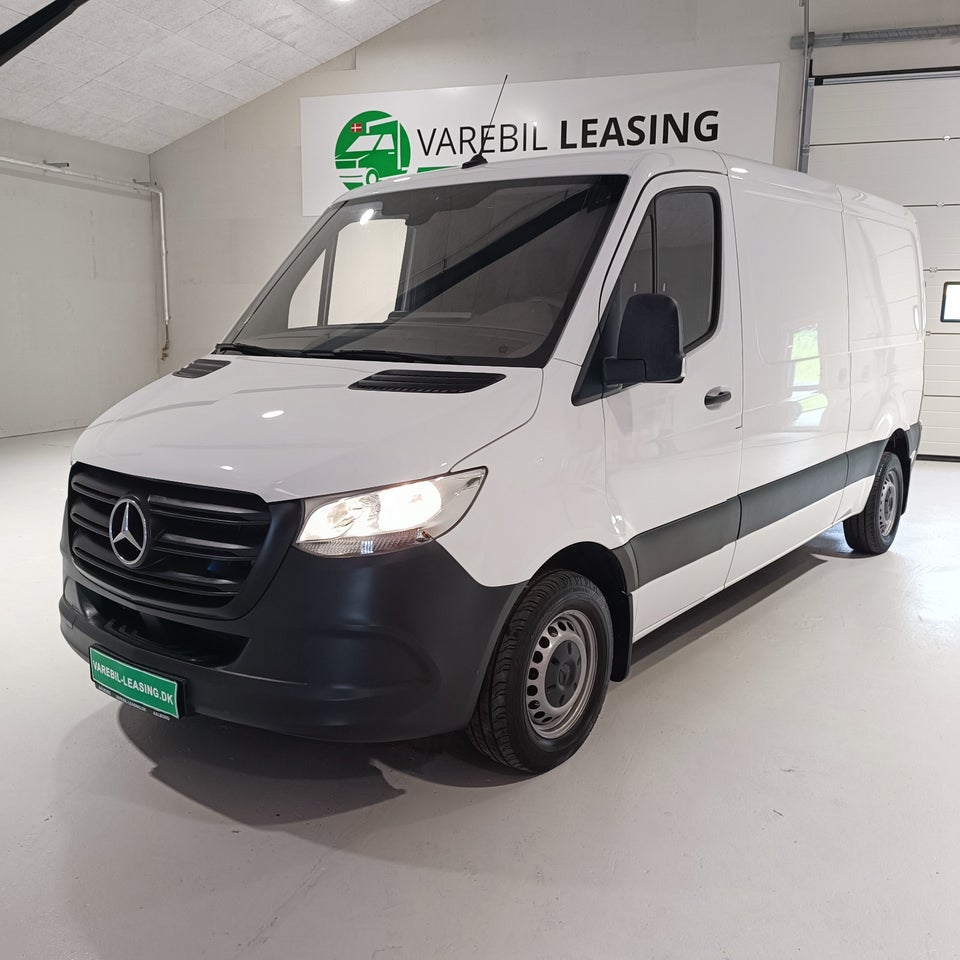 Mercedes Sprinter 211 2,0 CDi A2 Kassevogn aut. FWD