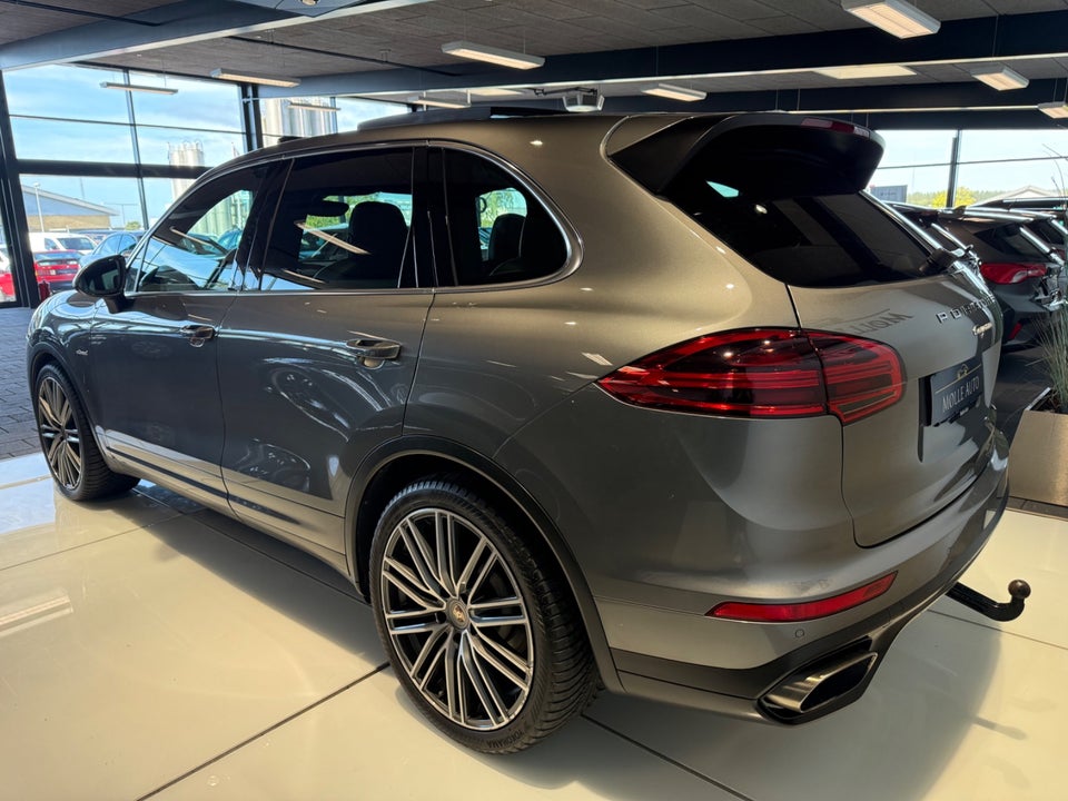Porsche Cayenne 3,0 D Tiptr. 5d
