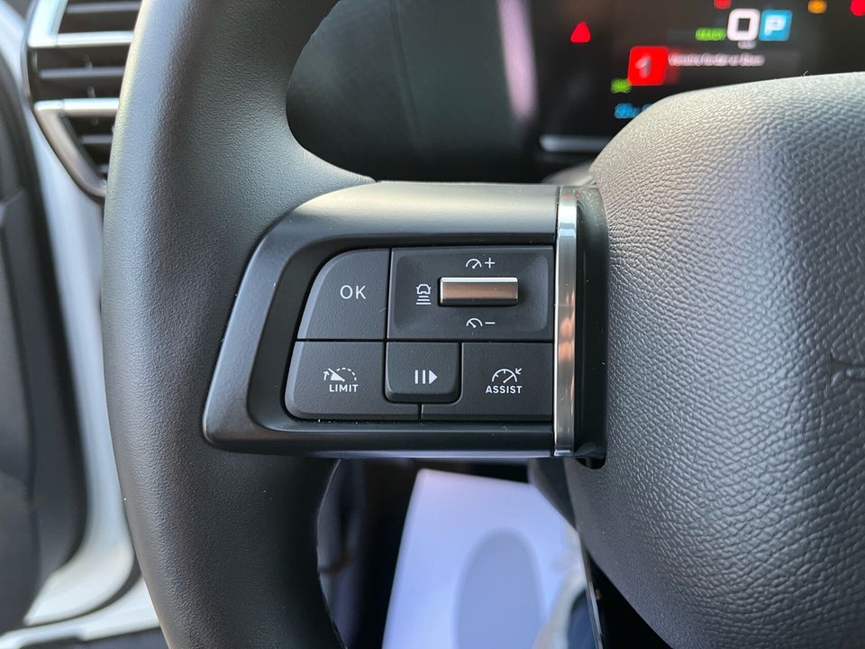 Citroën ë-C4 X 50 Shine 4d