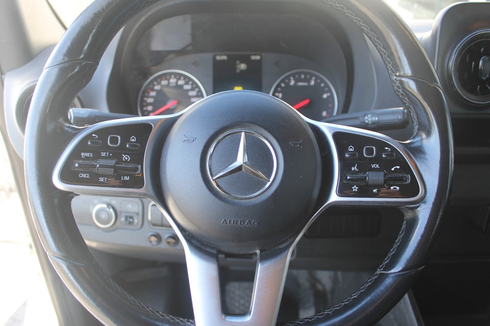 Mercedes Sprinter 316 2,2 CDi A2 Kassevogn aut. RWD