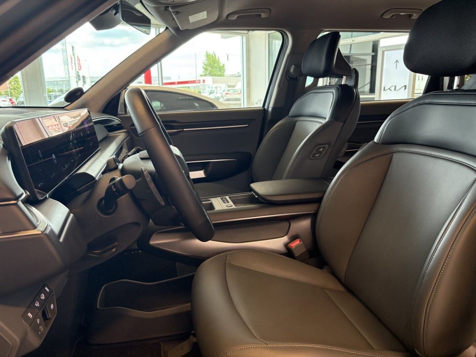Kia EV9 76 Standard Range Upgrade RWD 7prs 5d