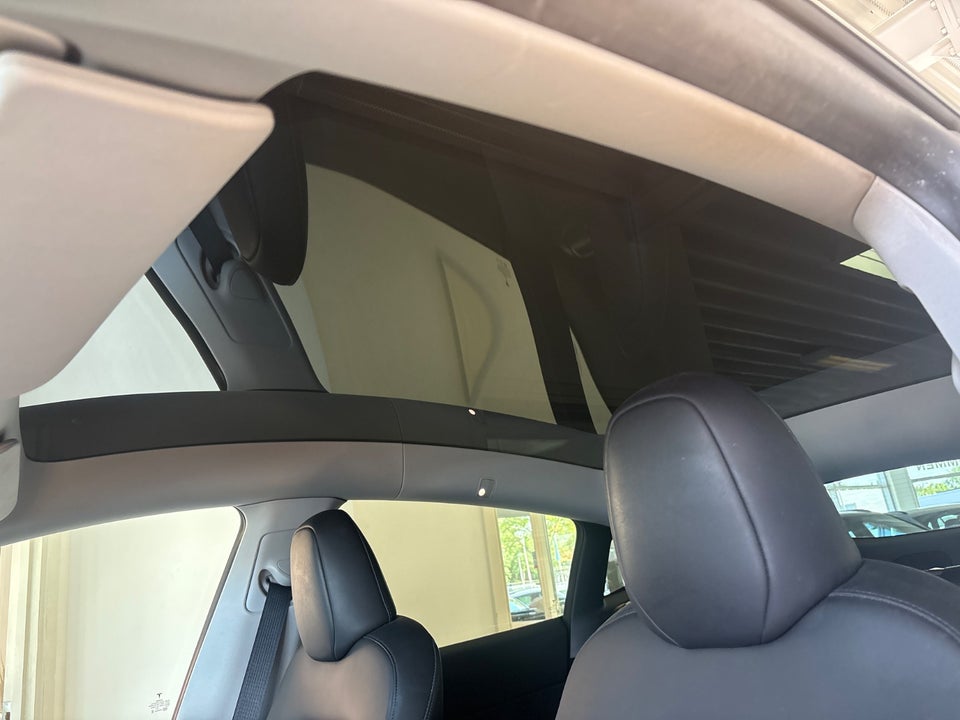 Tesla Model Y Performance AWD 5d
