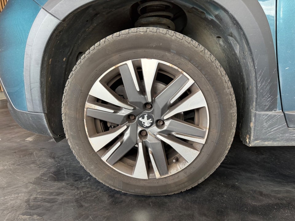 Peugeot 2008 1,2 e-THP 110 Allure EAT6 5d