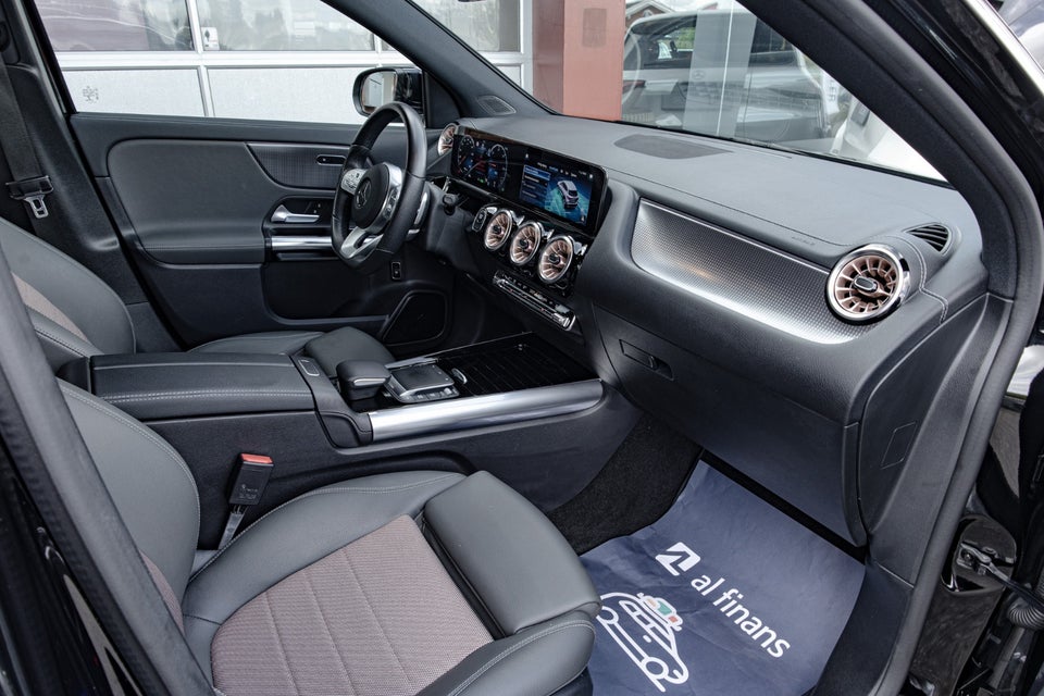 Mercedes EQA250 5d