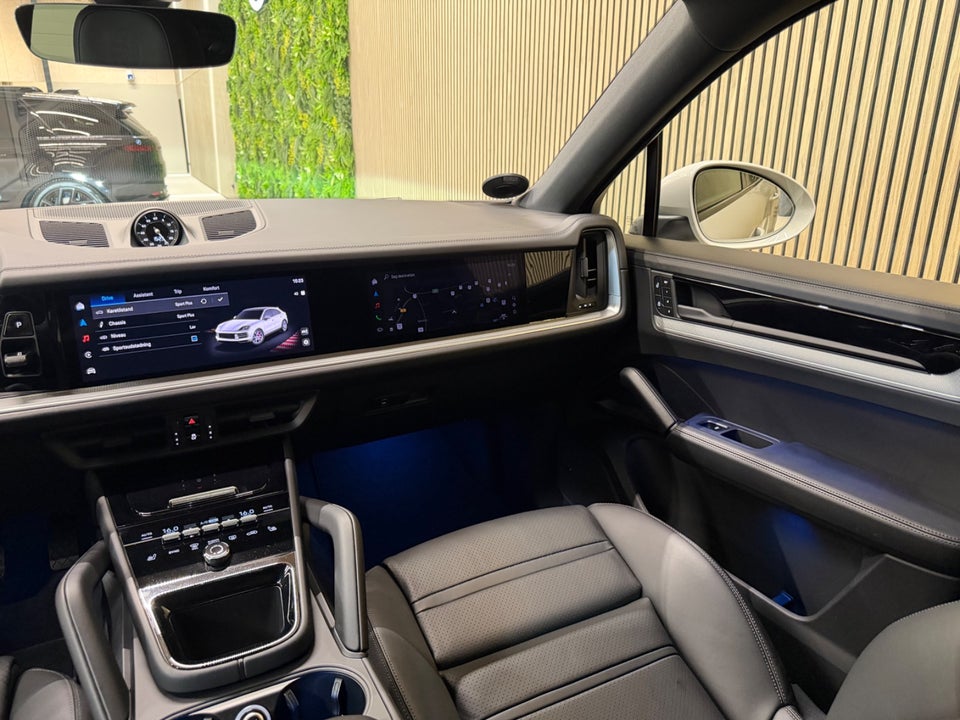 Porsche Cayenne 3,0 E-Hybrid Coupé Tiptr. 5d