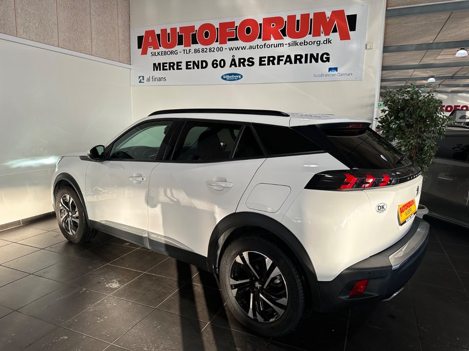 Peugeot 2008 1,2 PureTech 130 Allure Pack EAT8 Van 5d