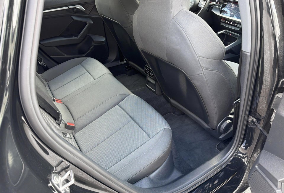Audi A3 40 TFSi e Advanced Sportback S-tr. 5d