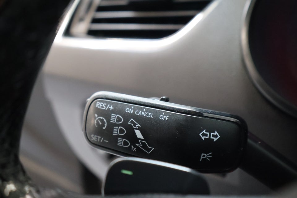 Skoda Octavia 1,6 TDi 105 Ambition Combi DSG 5d